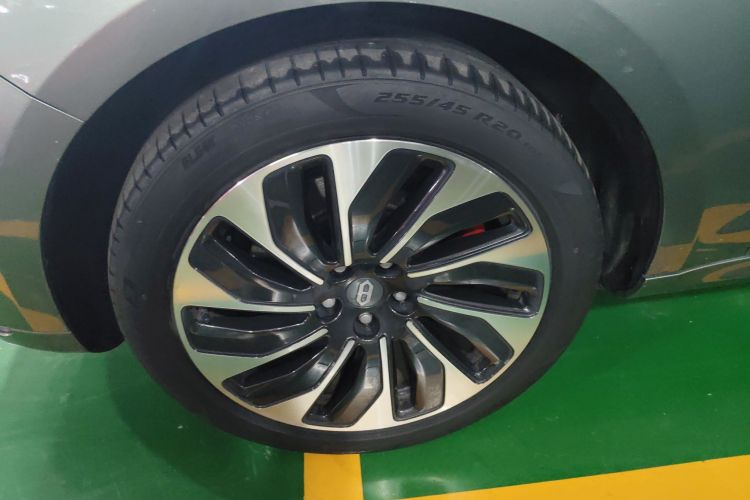 鸿蒙智行 问界M5 2022款 增程四驱性能版车身外观6007