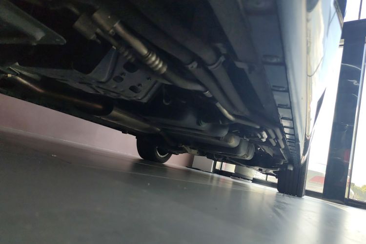 奔驰V级 2018款 V 260 L 尊贵加长版 国VI局部细节9002