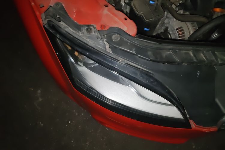 奥迪TT 2010款 TT 2.0TFSI典藏版车身外观8