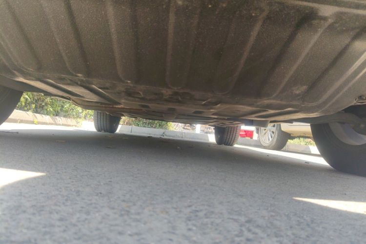 比亚迪 宋Pro新能源 2023款 冠军版 DM-i 110KM超越型局部细节9008