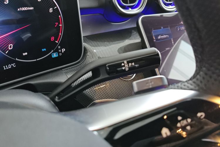 奔驰C级 2023款 改款 C 260 L 运动版中控内饰18