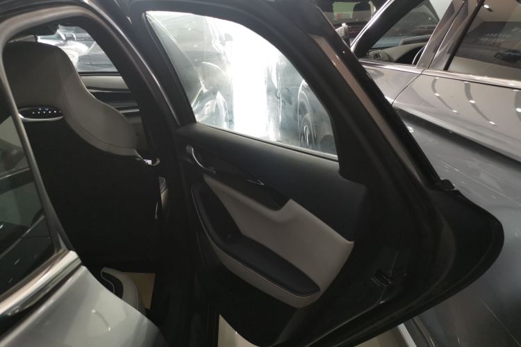 比亚迪 秦PLUS 2023款 冠军版 DM-i 120KM卓越型中控内饰7006