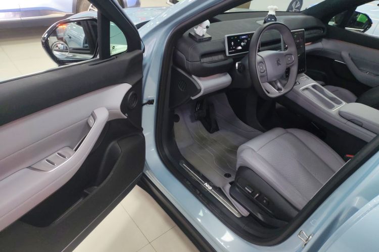 蔚来EC6 2023款 75kWh中控内饰20