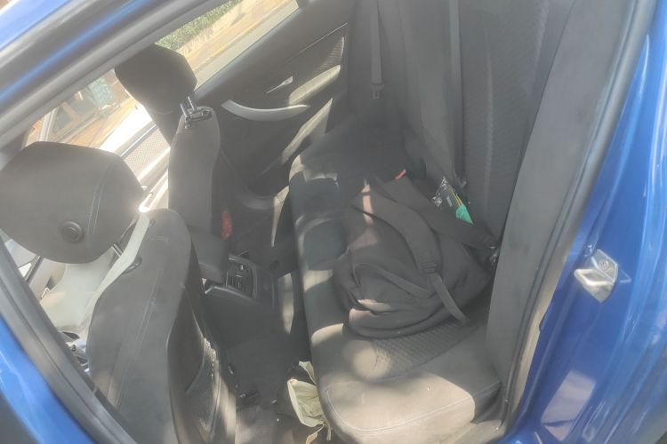 宝马3系 2017款 320i M运动型中控内饰7004