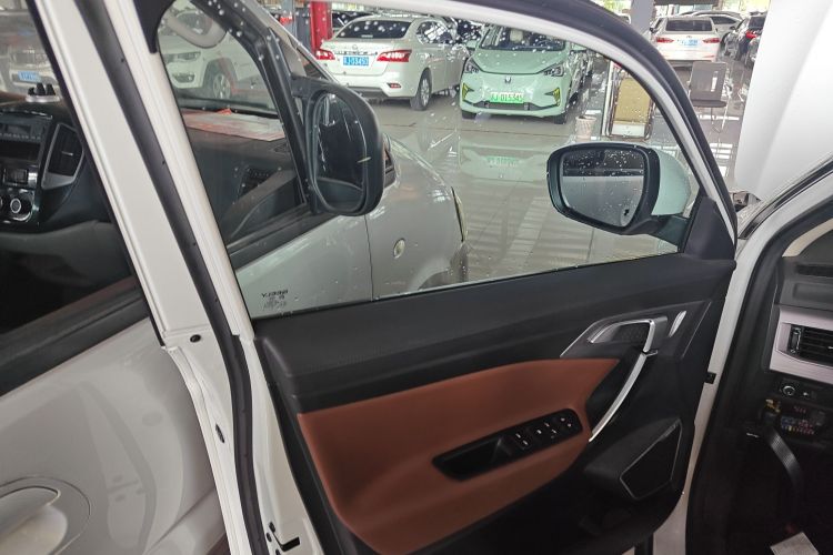 吉利汽车 博越 2021款 1.8TD DCT两驱亚运版中控内饰7007