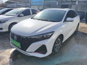 长安 逸动 2022款 PLUS 蓝鲸NE 1.4T GDI DCT尊贵版