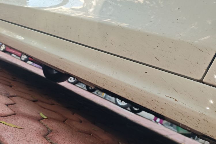 比亚迪 秦Pro 2020款 超越版 1.5TI 自动尊贵型局部细节9001