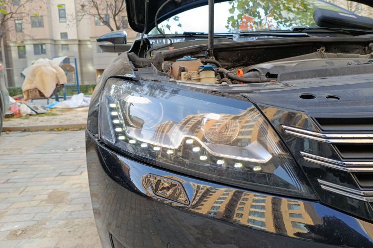 大众 帕萨特 2011款 1.8TSI DSG御尊版车身外观8