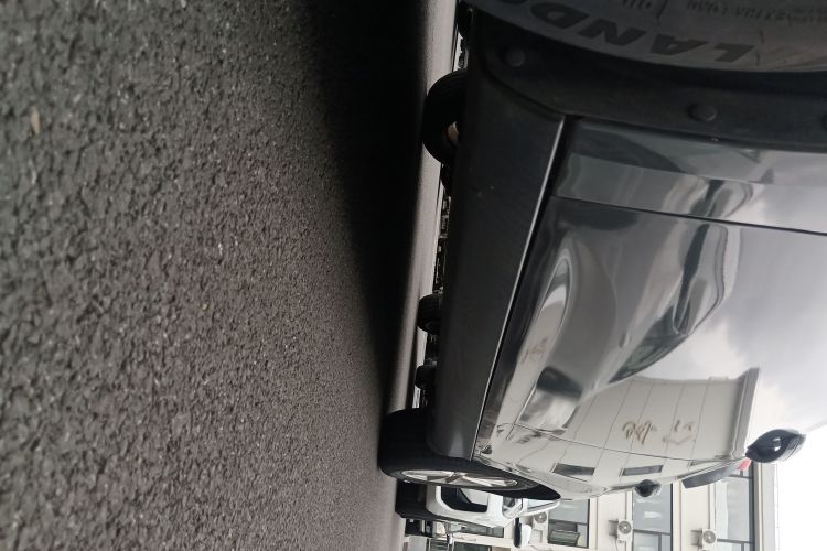 福特 福克斯 2015款 三厢 1.6L 自动风尚型局部细节9002