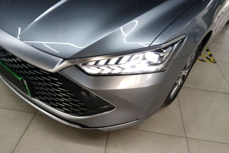 比亚迪 秦PLUS 2021款 DM-i 55KM 旗舰型局部细节36