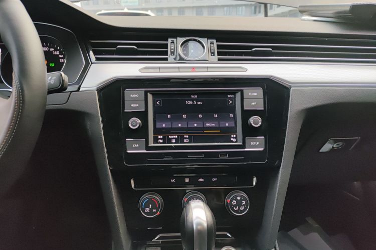 大众 迈腾 2018款 330TSI DSG 领先型局部细节16