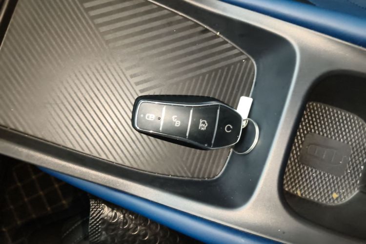 比亚迪 海鸥 2025款 智驾版 305km 活力版中控内饰7001