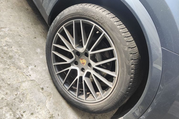 保时捷 2018款 Cayenne 3.0T车身外观10