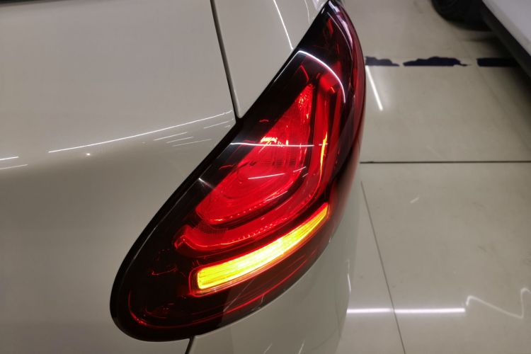 五菱汽车 五菱缤果 2023款 203km 轻享款车身外观9