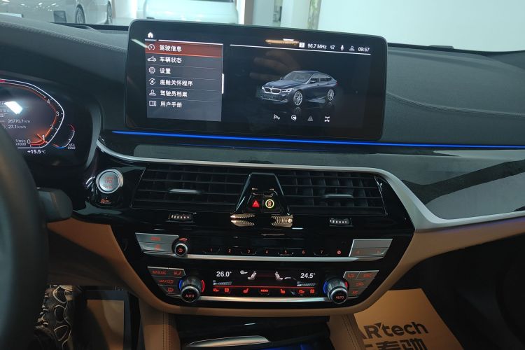 宝马6系GT 2022款 630i M运动套装中控内饰16