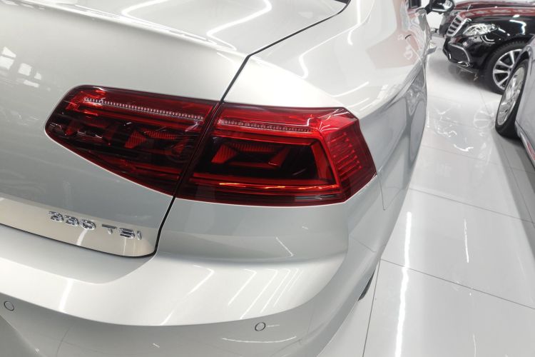 大众 迈腾 2020款 330TSI DSG 领先型车身外观6006