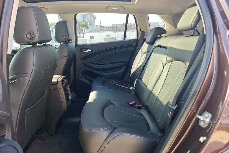 别克 昂科威 2020款 20T 两驱精英型中控内饰21