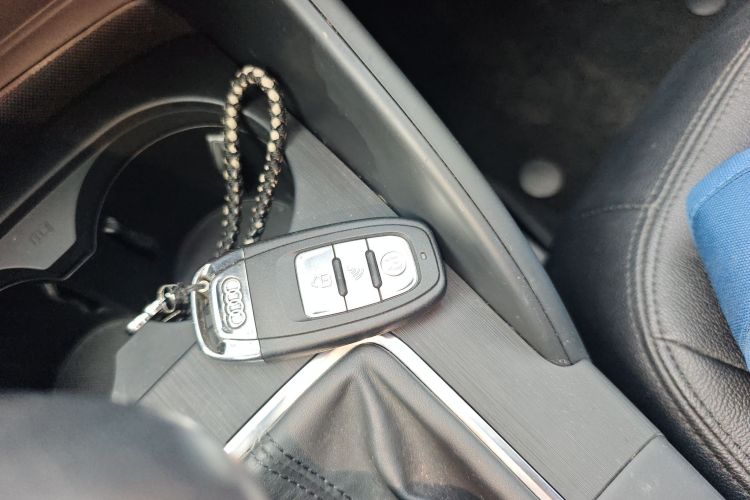 奥迪A3 2016款 Sportback 35 TFSI 领英型中控内饰11