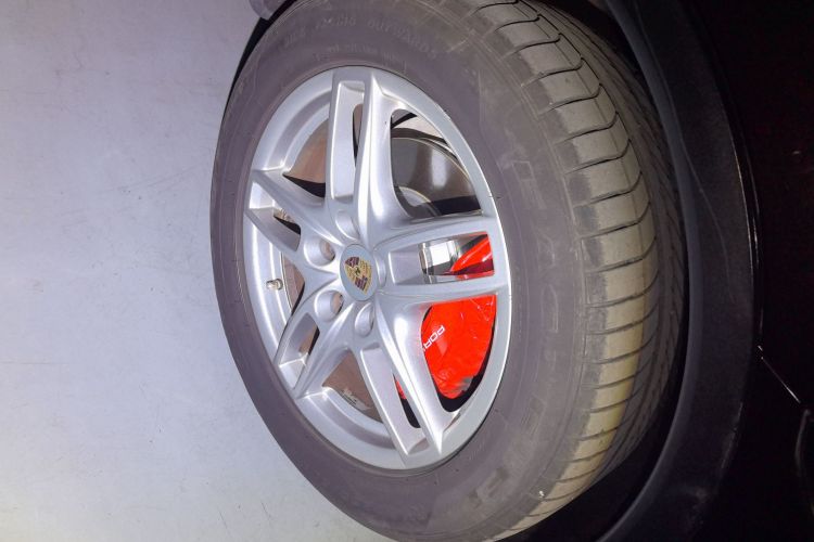 保时捷 2014款 Cayenne Platinum Edition 3.0T车身外观10