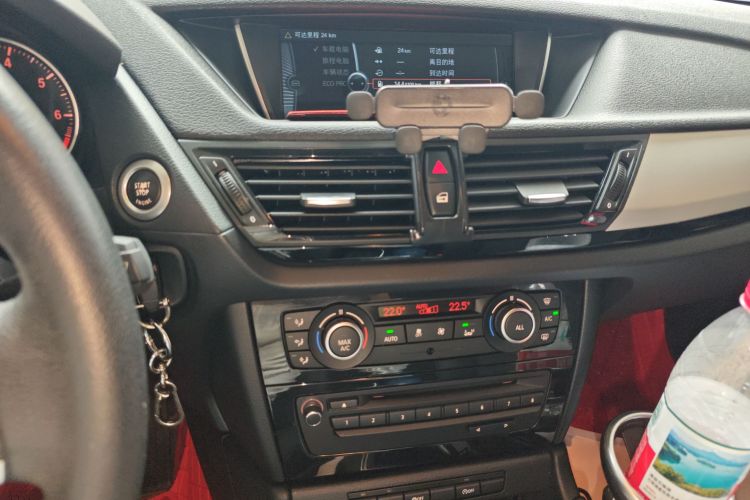 宝马X1 2014款 sDrive18i 领先型中控内饰16
