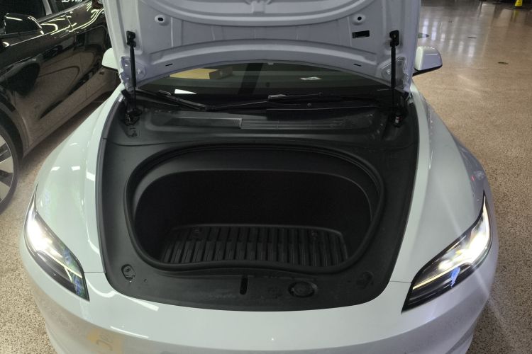 特斯拉 Model 3 2025款 后轮驱动版局部细节24