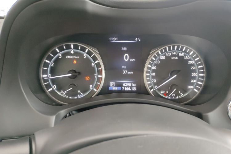 英菲尼迪Q50L 2018款 2.0T 舒适版 国VI中控内饰14