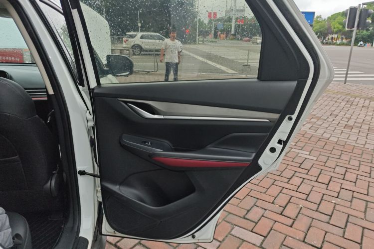 长安CS55PLUS 2020款 1.5T 自动炫动型中控内饰45