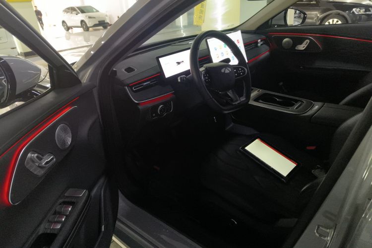 奇瑞 风云A8L 2025款 1.5TGDI 145km 豪华型中控内饰20