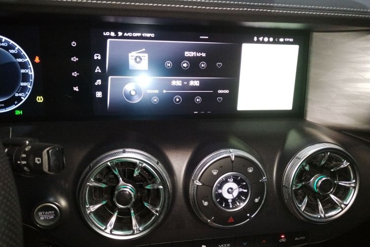 坦克300 2024款 2.0T 征服者中控内饰16