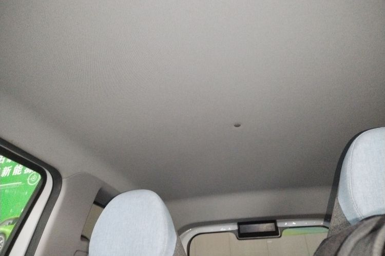 吉利银河 2023款 熊猫mini 200km 耐力熊中控内饰22