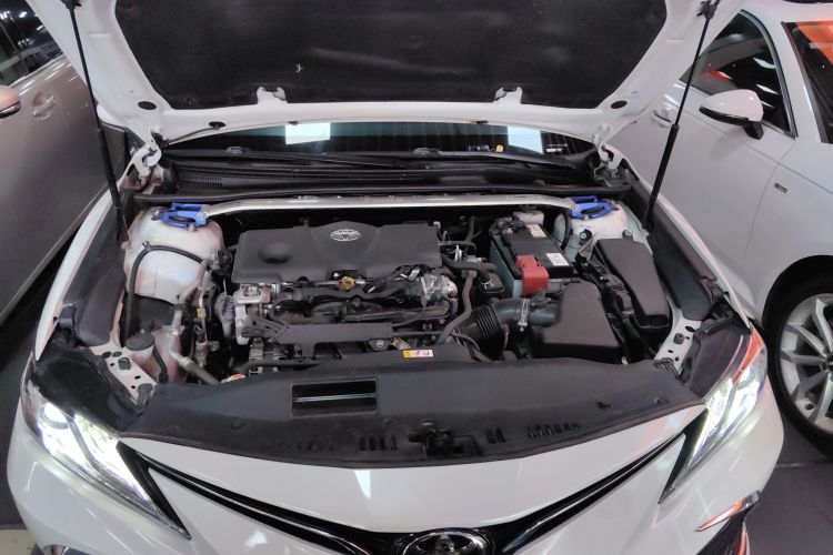 丰田 凯美瑞 2021款 2.5G 豪华版机舱底盘24