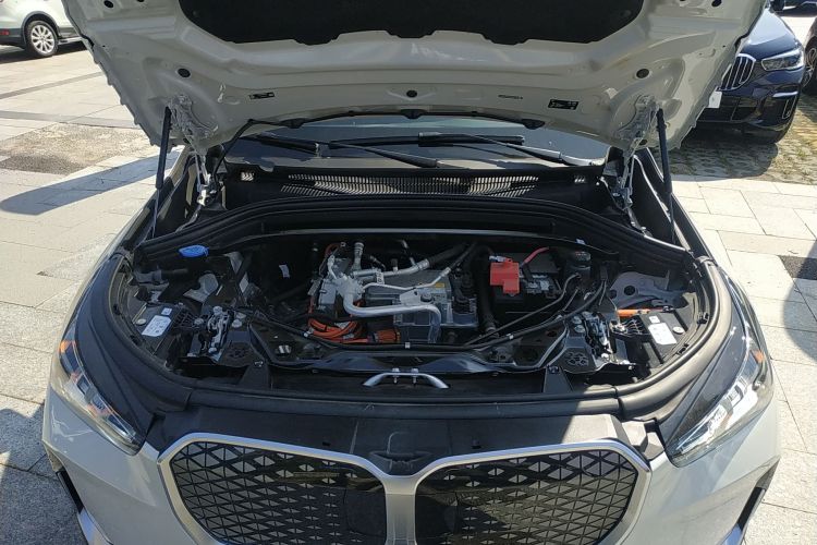 宝马iX1 2023款 eDrive25L X设计套装局部细节24