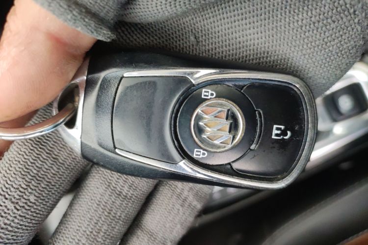 别克 昂科拉GX 2022款 332T CVT两驱豪华型中控内饰11