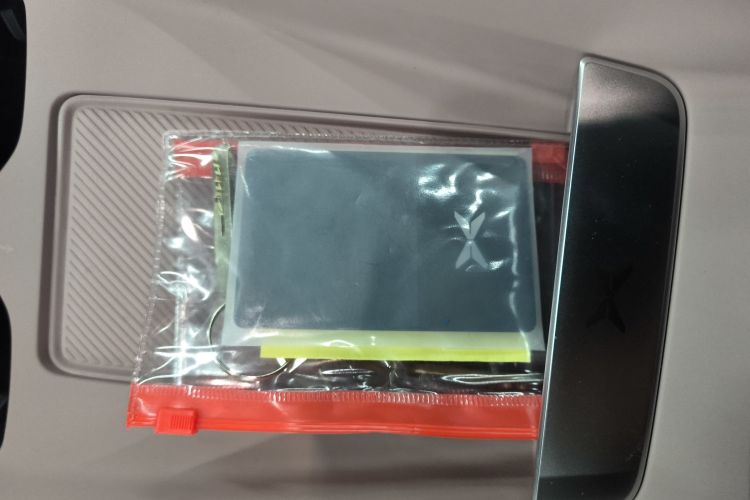 小鹏MONA M03 2025款 502 长续航 Max中控内饰7001