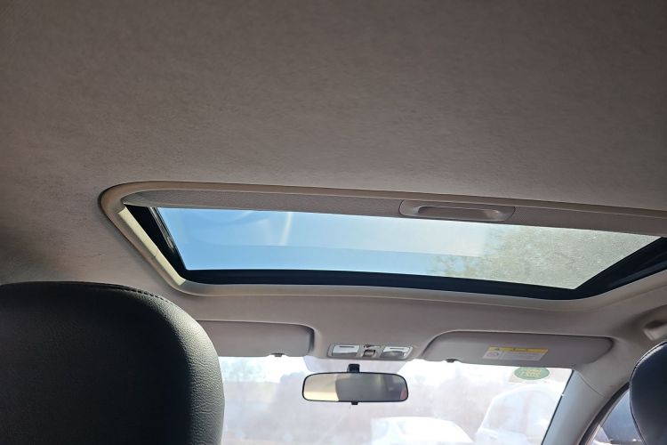 起亚 焕驰 2020款 1.4L 自动舒适天窗版中控内饰22