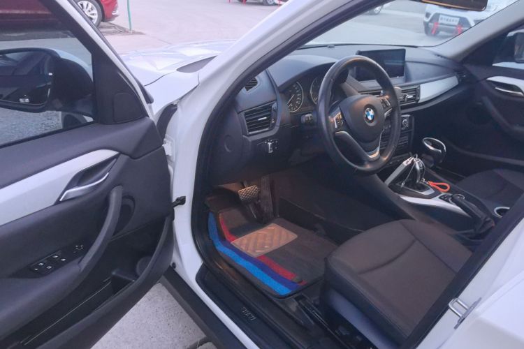 宝马X1 2014款 sDrive18i 领先型中控内饰7003