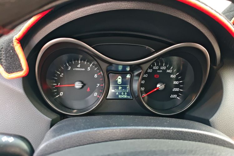 海马S5 2015款 1.6L 手动舒适型中控内饰14