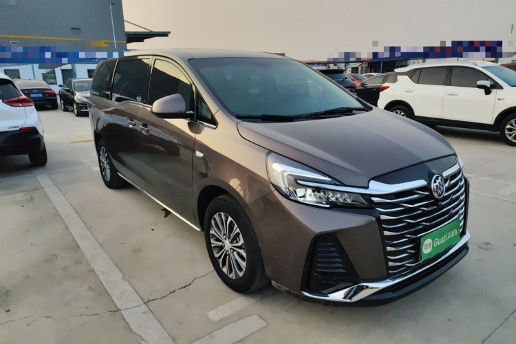 别克GL8 2023款 陆上公务舱 舒适型车身外观3