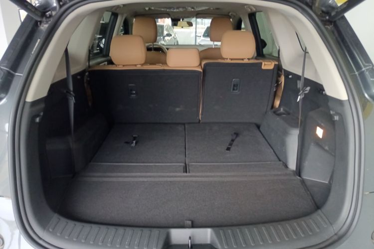 蓝电E5 2024款 荣耀版 100KM尊享型 7座局部细节23