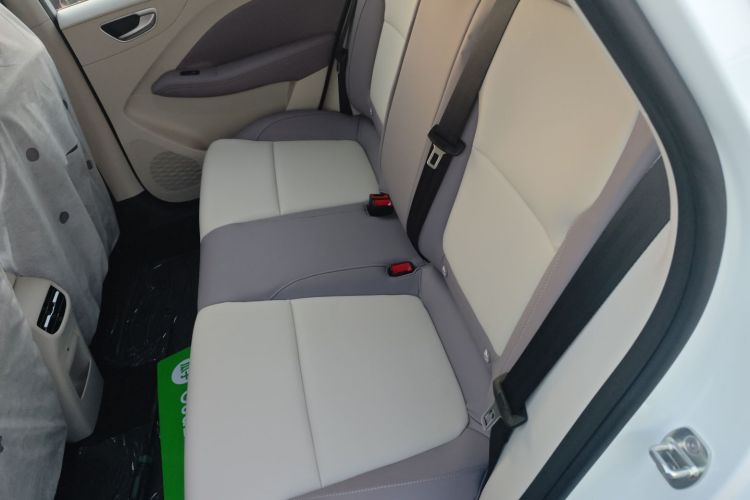 名爵 MG4 EV 2026款 437 从容版中控内饰7004