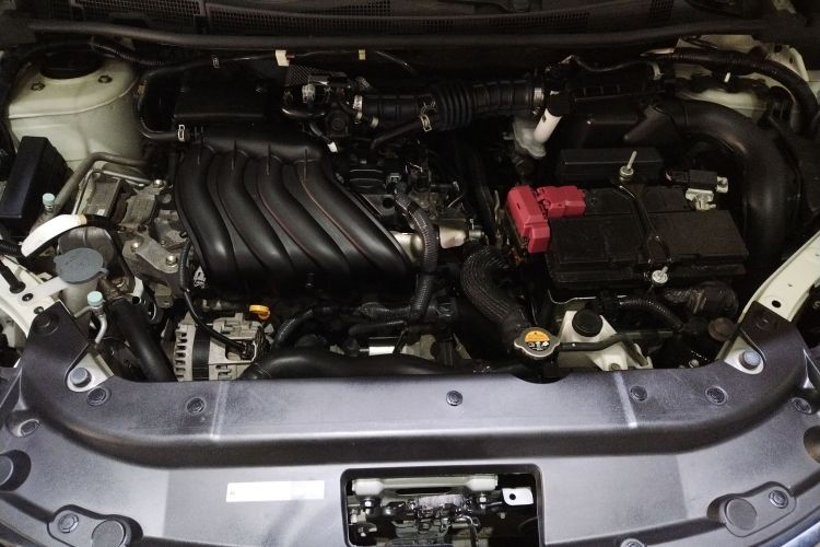 日产 轩逸 2022款 经典 1.6XE CVT舒适版机舱底盘24