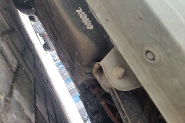 五菱汽车 宏光MINIEV 2021款 马卡龙夹心款 170km 三元锂局部细节9003