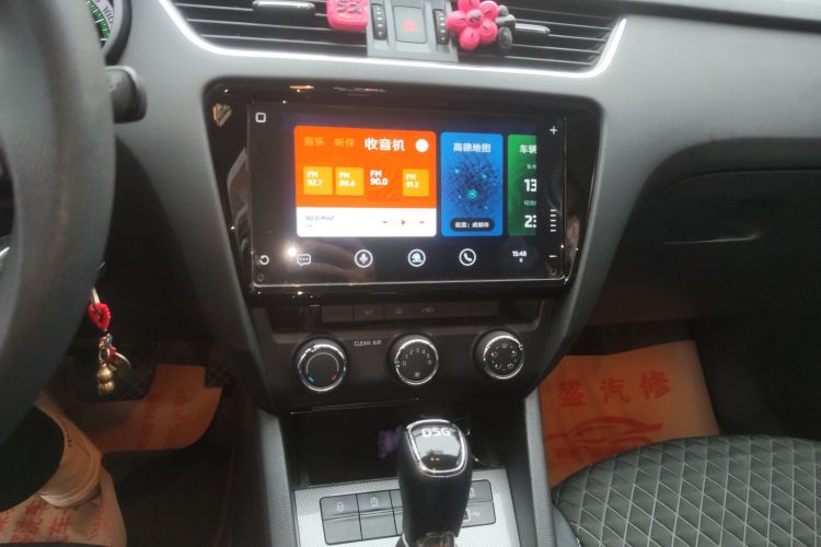 斯柯达 明锐 2019款 旅行车 TSI280 DSG豪华版 国VI中控内饰16