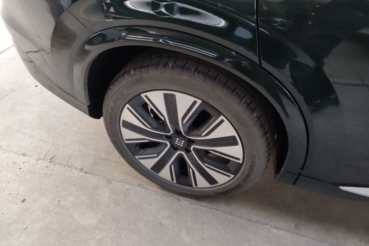 蓝电E5 PLUS 2026款 165km 长续航先享版Ultra 7座车身外观6008