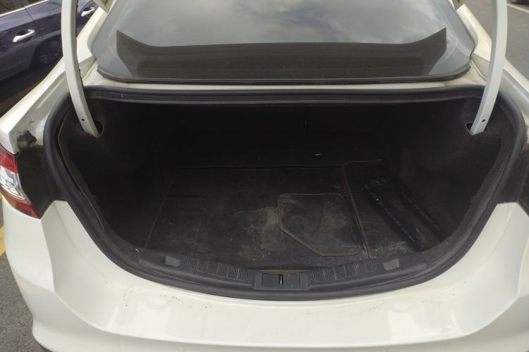 福特 蒙迪欧 2013款 2.0L GTDi200时尚型中控内饰23