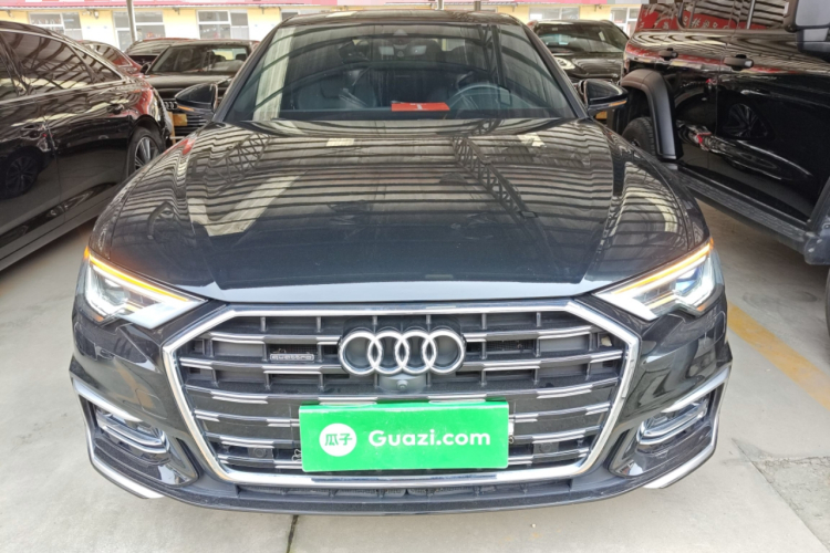 奥迪A6L 2024款 45 TFSI quattro 臻选动感型车身外观2