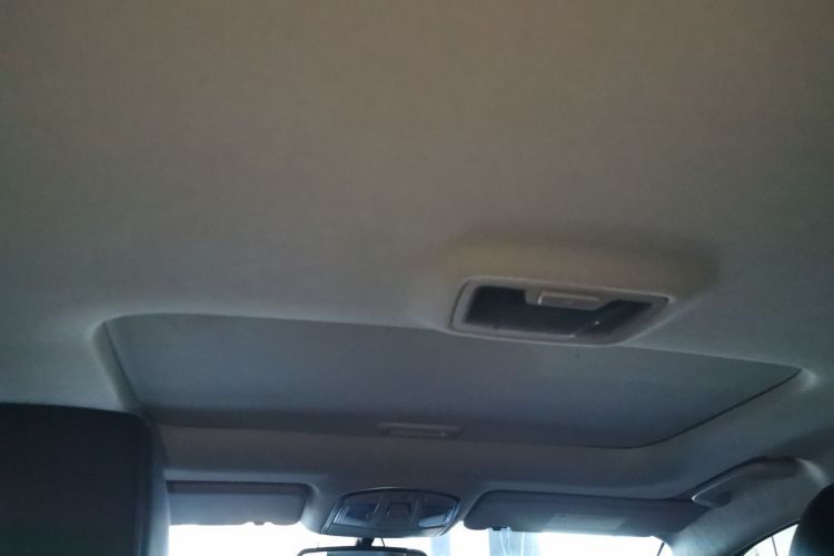 现代 途胜 2019款 280TGDi 双离合两驱智联版 国V中控内饰22