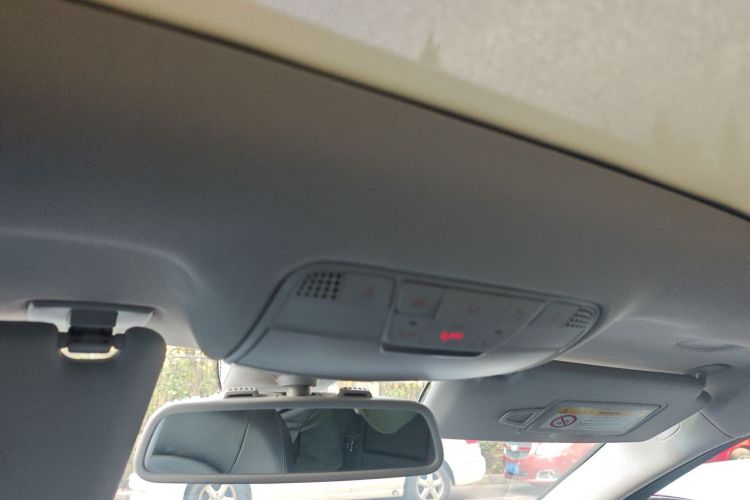 奔驰C级 2016款 C 200 L 运动型局部细节22