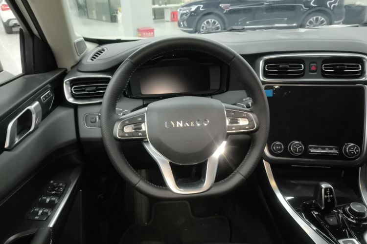 领克01 EM-P 2019款 1.5T PHEV Pro中控内饰13