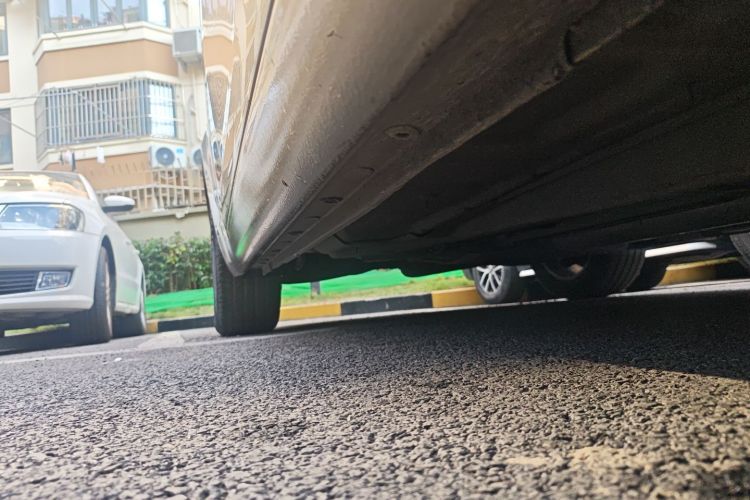 别克 君威 2015款 1.6T 精英技术型局部细节9001